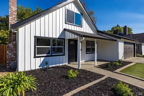 200 Pickwick Dr, Napa, CA 94558 photo 27