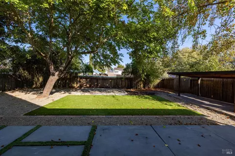 200 Pickwick Dr, Napa, CA 94558 photo 23