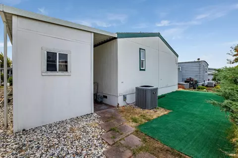 300 E H St #75, Benicia, CA 94510 photo 32