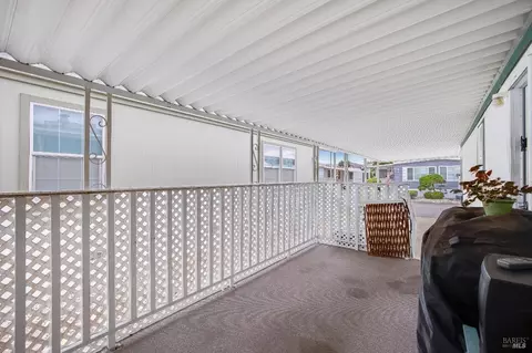 300 E H St #75, Benicia, CA 94510 photo 30