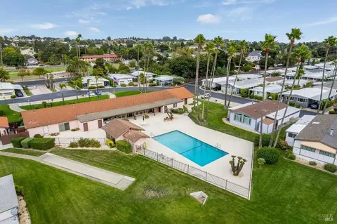 300 E H St #75, Benicia, CA 94510 photo 42