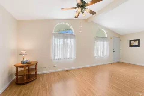 300 E H St #75, Benicia, CA 94510 photo 22