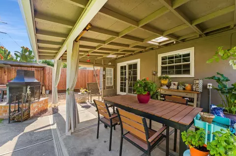 1012 Delwood St, Vallejo, CA 94591 photo 45