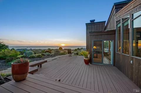 382 Los Santos Dr, Bodega Bay, CA 94923 photo 10