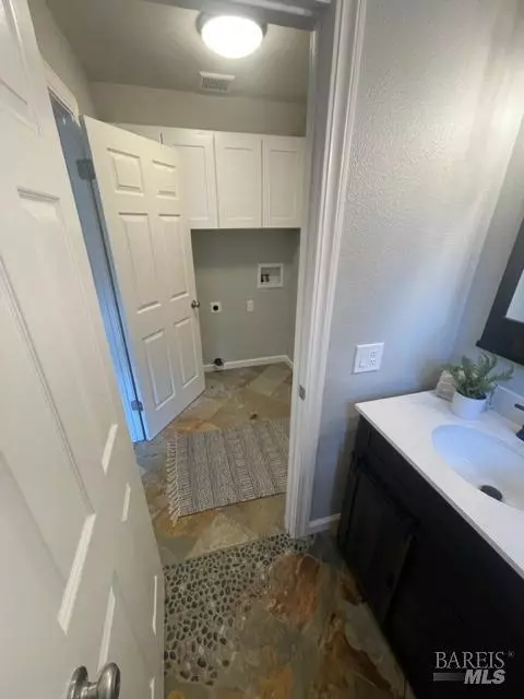 201 Deanna Pl, Windsor, CA 95492 photo 18