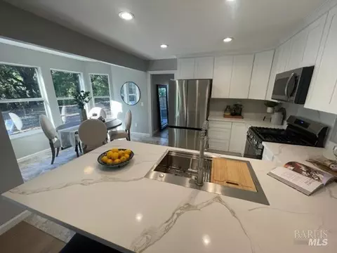 201 Deanna Pl, Windsor, CA 95492 photo 11