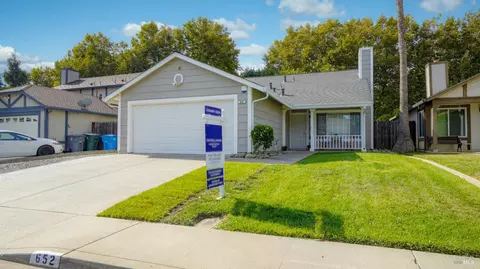 652 Catalina Ct, Vacaville, CA 95687