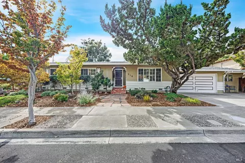 516 Lindley Dr, Antioch, CA 94509