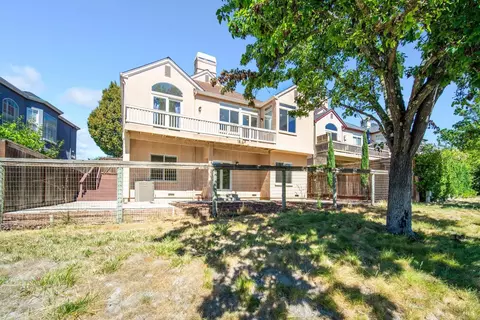 1976 Viewpointe Cir, Santa Rosa, CA 95403