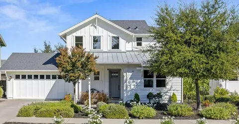 4 Stags View Ln, Yountville, CA 94599