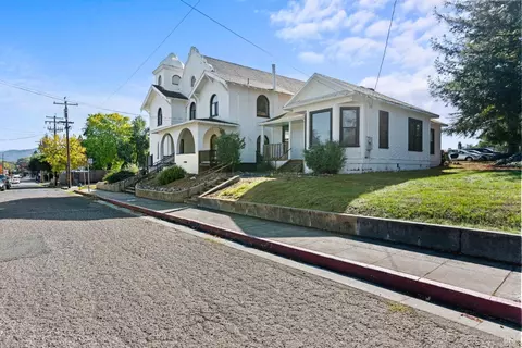 145 Wood St, Willits, CA 95490