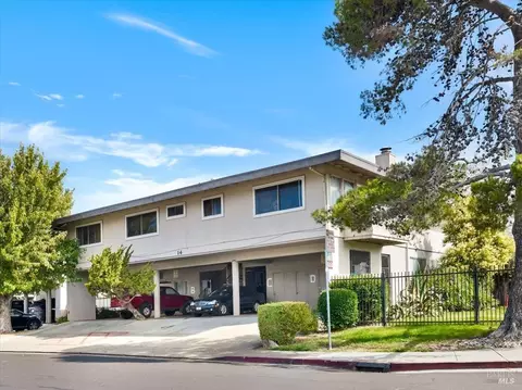 14 Fairfax St #B, San Rafael, CA 94901