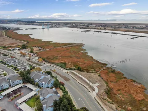 275 Lighthouse Dr, Vallejo, CA 94590 photo 11