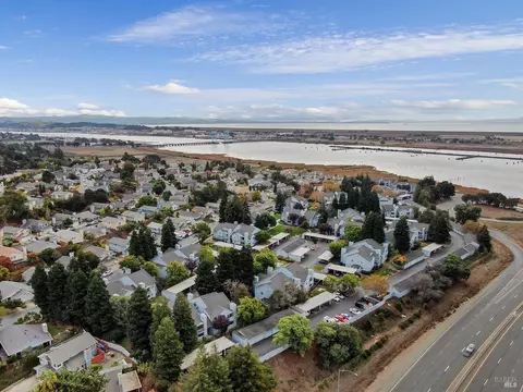 275 Lighthouse Dr, Vallejo, CA 94590 photo 15