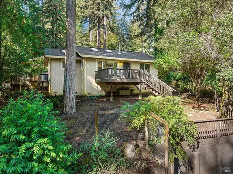19150 Old Monte Rio Rd, Guerneville, CA 95446