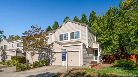 1728 Zinfandel Dr, Petaluma, CA 94954