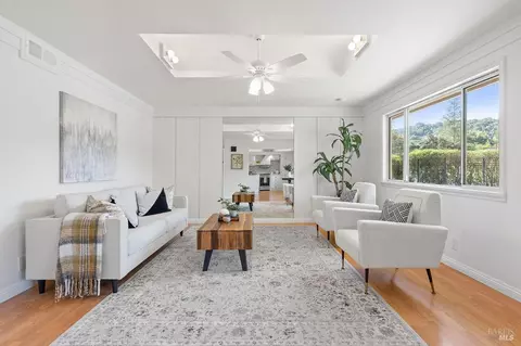 60 Tahoe Cir, Novato, CA 94947