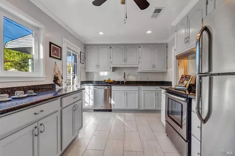 733 Rollingwood Dr, Vallejo, CA 94591 photo 17