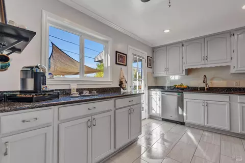 733 Rollingwood Dr, Vallejo, CA 94591 photo 12