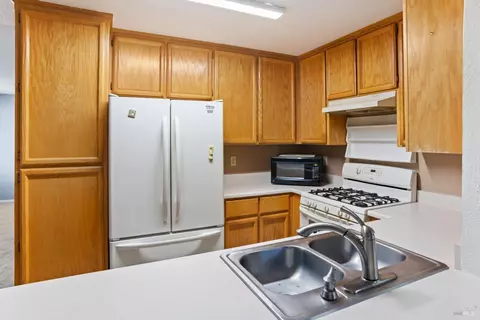 1660 Minnesota St, Fairfield, CA 94533 photo 12