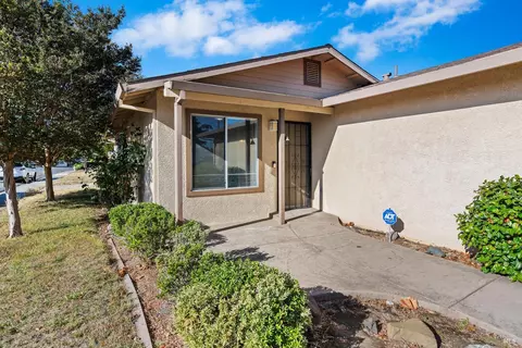 1660 Minnesota St, Fairfield, CA 94533 photo 4