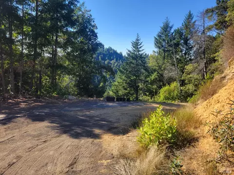 6100 Fort Bragg Rd, Willits, CA 95490 photo 3