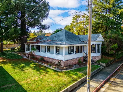 169 Wood St, Willits, CA 95490 photo 2