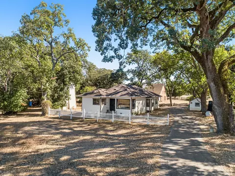 57 Wilson Hill Rd, Petaluma, CA 94952