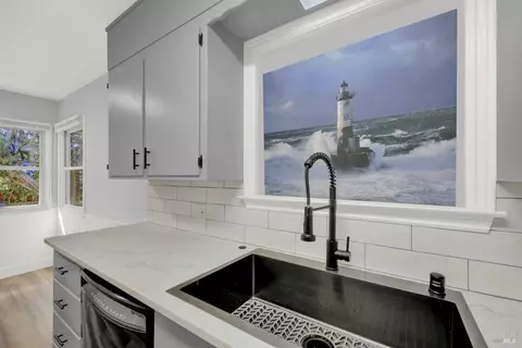 2454 Helen Ave, Vallejo, CA 94591 photo 22