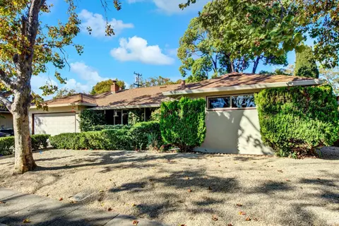 2454 Helen Ave, Vallejo, CA 94591
