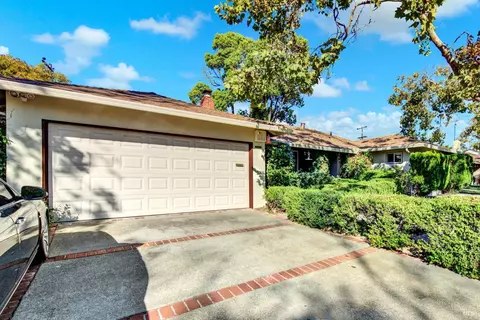 2454 Helen Ave, Vallejo, CA 94591 photo 3