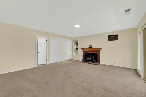 2454 Helen Ave, Vallejo, CA 94591 photo 25