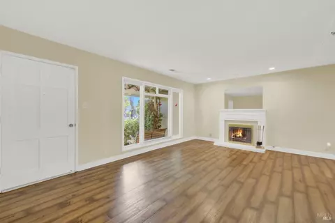 2454 Helen Ave, Vallejo, CA 94591 photo 10