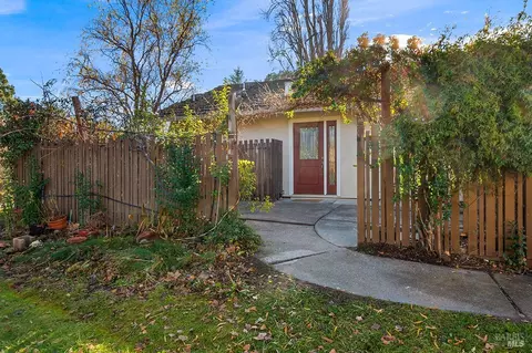 9 Vineyard Cir, Sonoma, CA 95476 photo 24