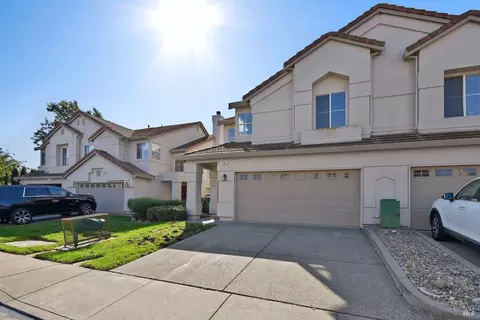 1061 Syracuse Cir, Vacaville, CA 95687