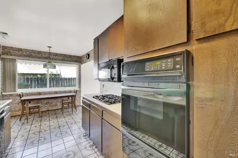 1306 Devlin Dr, Vallejo, CA 94591 photo 24