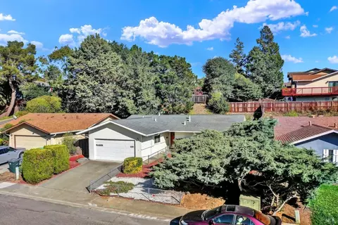 1306 Devlin Dr, Vallejo, CA 94591 photo 3