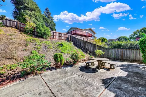 1306 Devlin Dr, Vallejo, CA 94591 photo 56