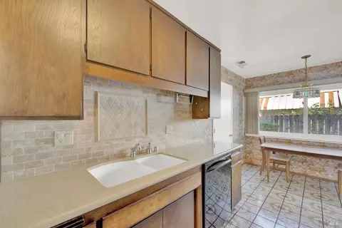 1306 Devlin Dr, Vallejo, CA 94591 photo 25