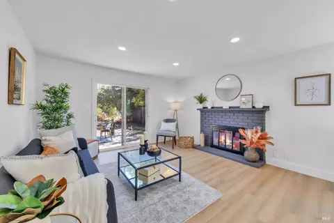 756 Wren Ct, Fairfield, CA 94533 photo 4