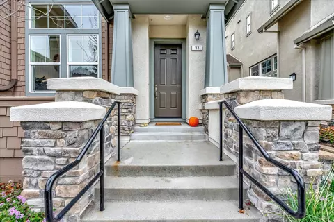 93 Almond Ct, San Rafael, CA 94903
