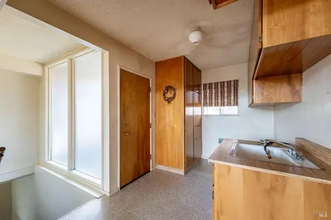1100 Maple Ave, Ukiah, CA 95482 photo 13