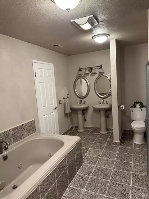 260 N Evelyn Cir, Vallejo, CA 94589 photo 10