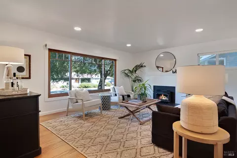 7939 Tocchini St, Sebastopol, CA 95472 photo 5