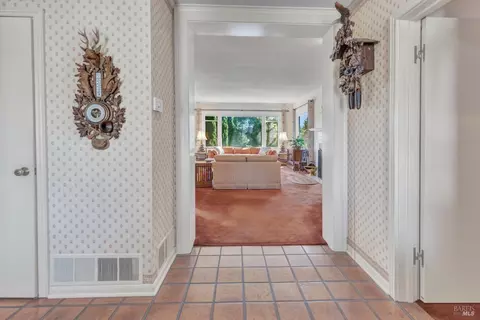 7 El Patio Ct, Vallejo, CA 94590 photo 9