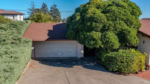 7 El Patio Ct, Vallejo, CA 94590 photo 5
