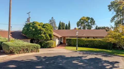 7 El Patio Ct, Vallejo, CA 94590