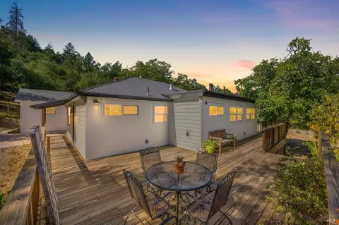 3085 Foothill Blvd, Calistoga, CA 94515