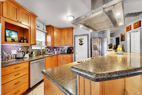 1191 Benicia Rd, Vallejo, CA 94591 photo 3