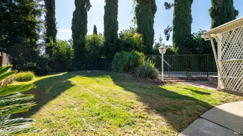 1365 Hemingway Ct, Dixon, CA 95620 photo 28